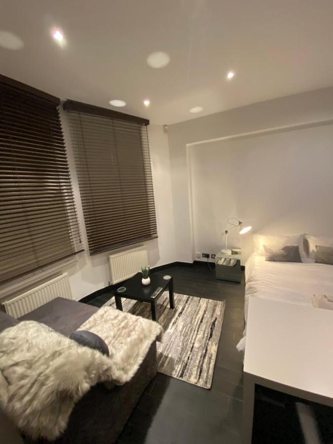 Апартаменты Beautiful Modern Studio In High Street Kensington Лондон Экстерьер фото